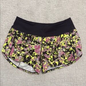 Lululemon Speed Up Mid-Rise Lined Short 4"